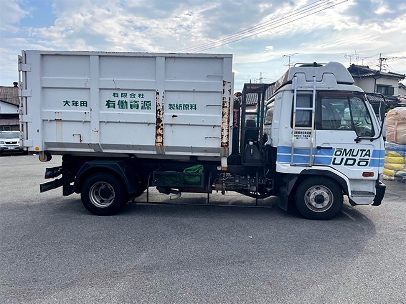 脱着式アームロールコンテナ専用車